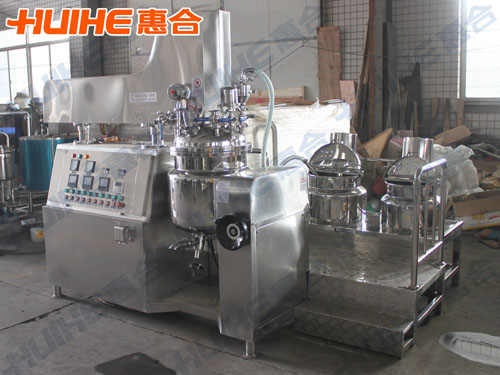 真空乳化機(jī)圖片展示